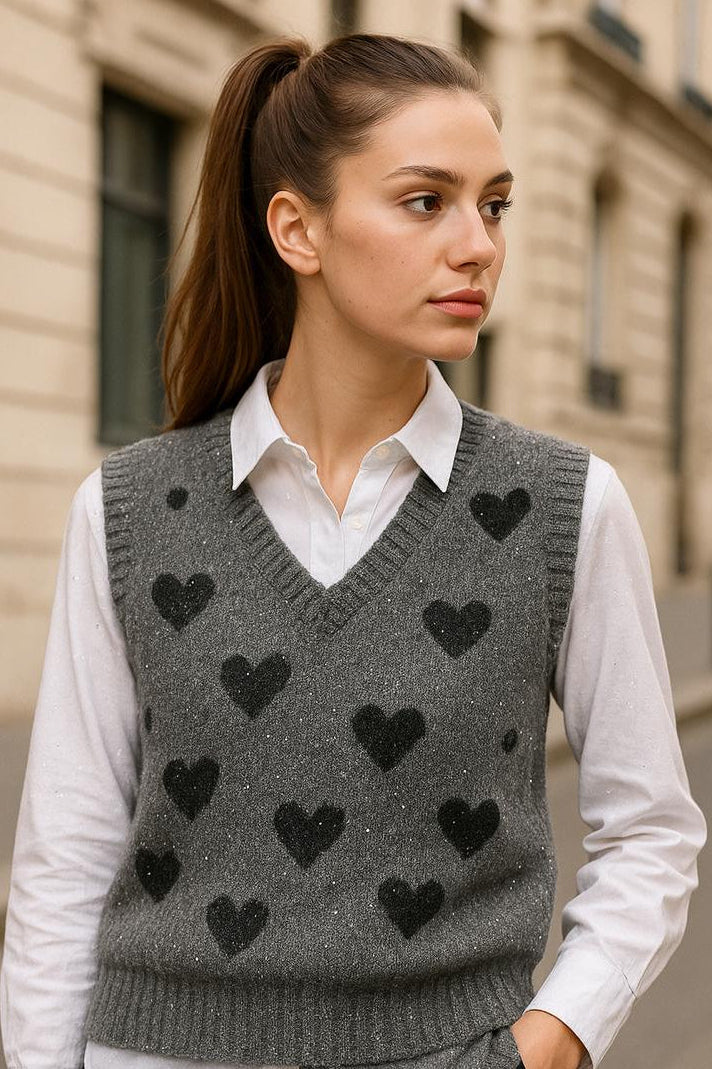 Heart Patch Beaded Woollen Sweater Vest (Grey)